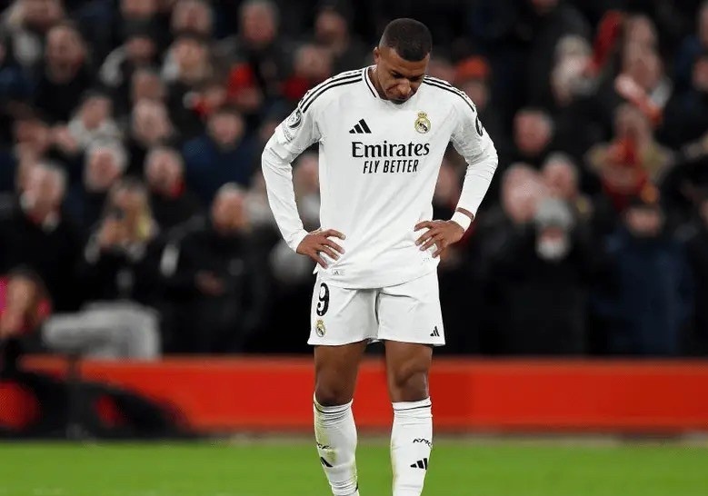 开云APP-皇马战平那不勒斯，德布劳内补时绝平足总杯的简单介绍