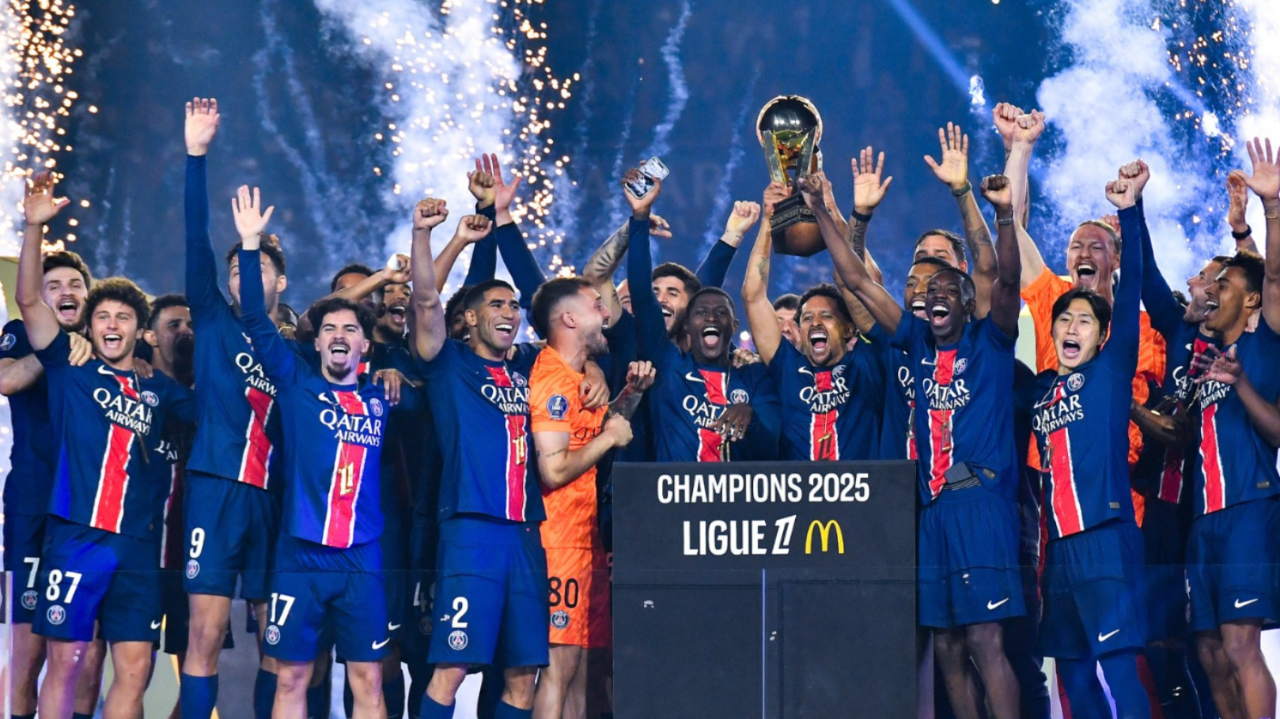 开云-巴黎圣日耳曼力克波尔图，萨拉赫乌龙送礼法甲