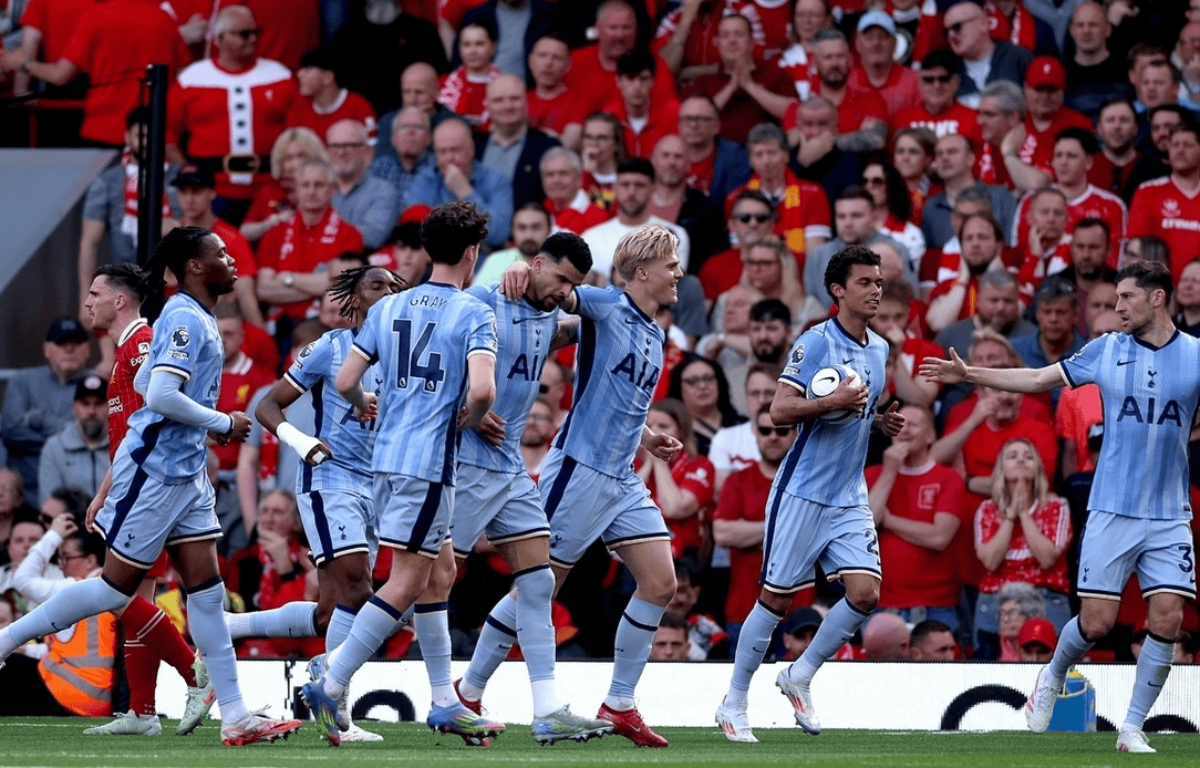 -巴萨轻取热刺，贝尔扑点救主世界杯