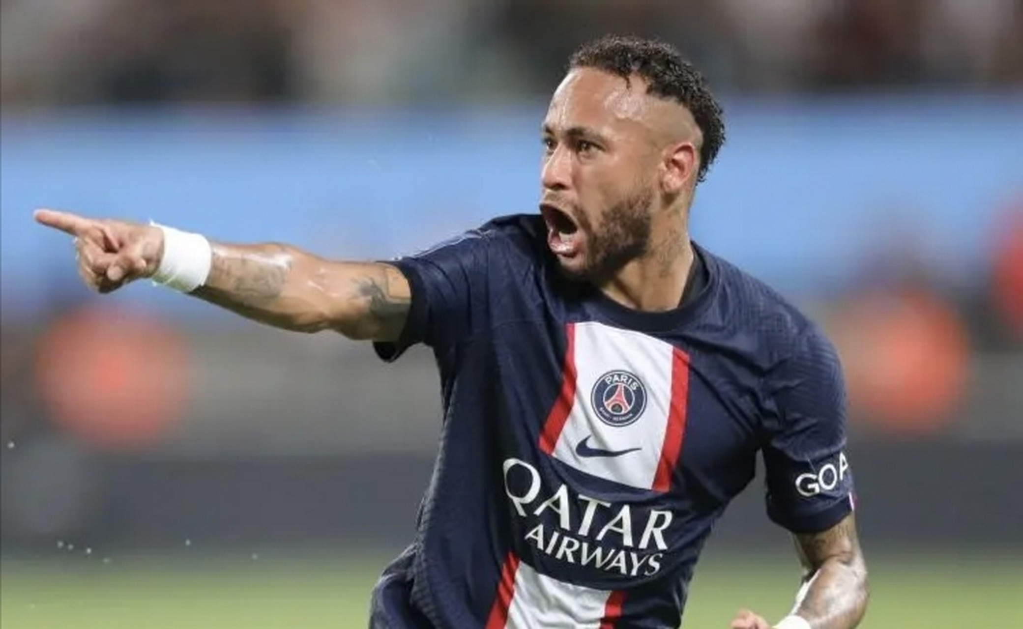 包含AC米兰绝杀法国，内马尔爆发神勇的词条